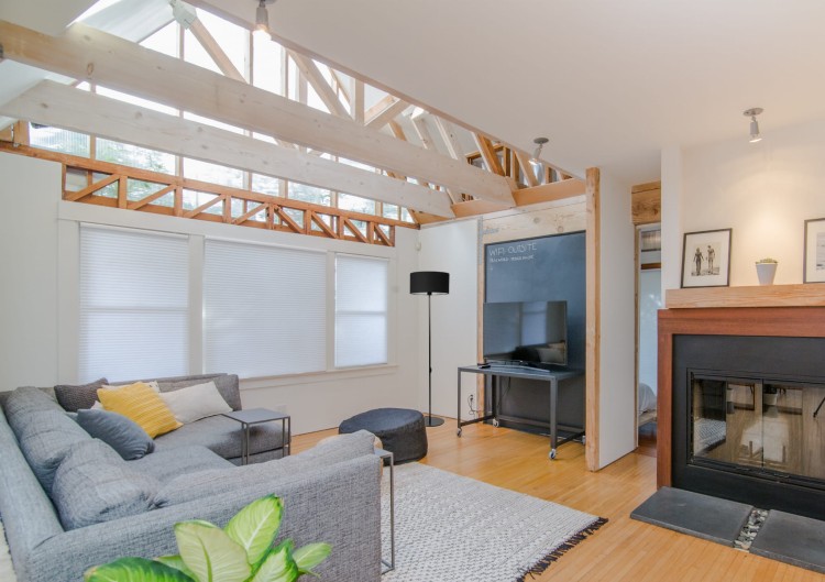 Lampa Tornado SPAD czarny f6.jpg